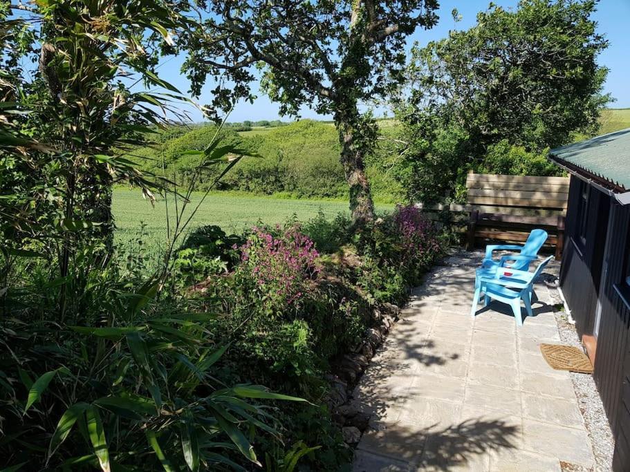 The Old Potting Shed With Hot Tub. Colan, Newquay. Apartment Newquay  Exterior photo