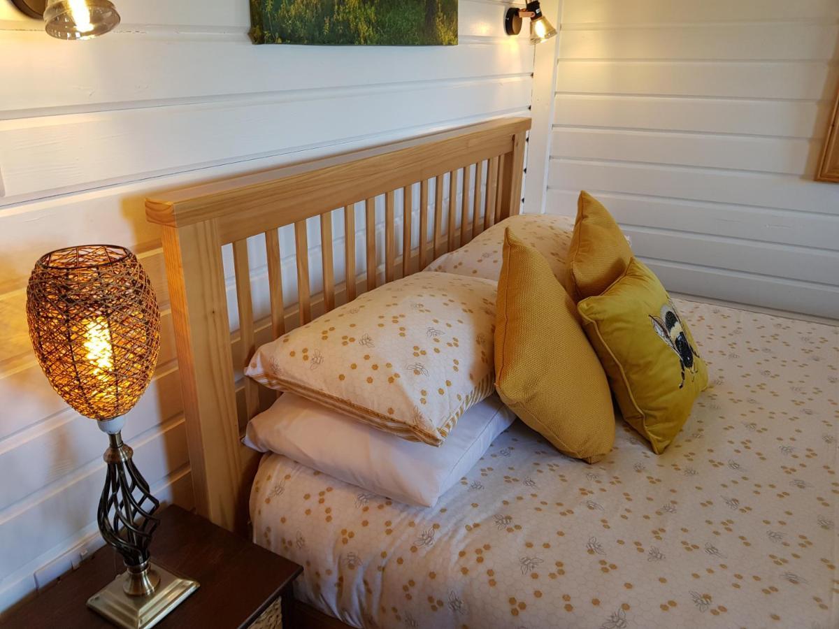 The Old Potting Shed With Hot Tub. Colan, Newquay. Apartment Newquay  Exterior photo
